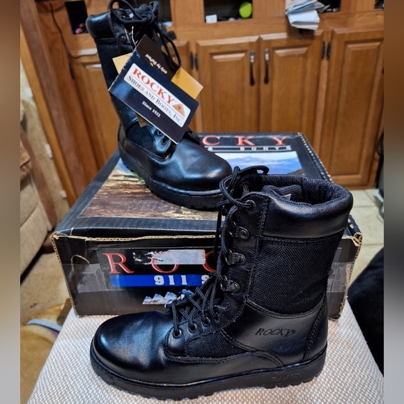 Rocky 911 Series men\'s boots size 7.5. Firefighter, law enforcement, military.